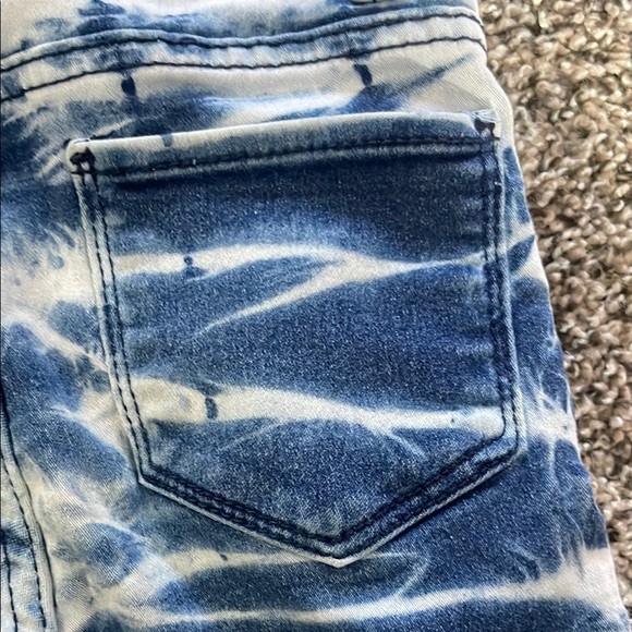 Wonder Nation Blue and White Tie-Dye Kids Jegging Jeans - Picture 6 of 7